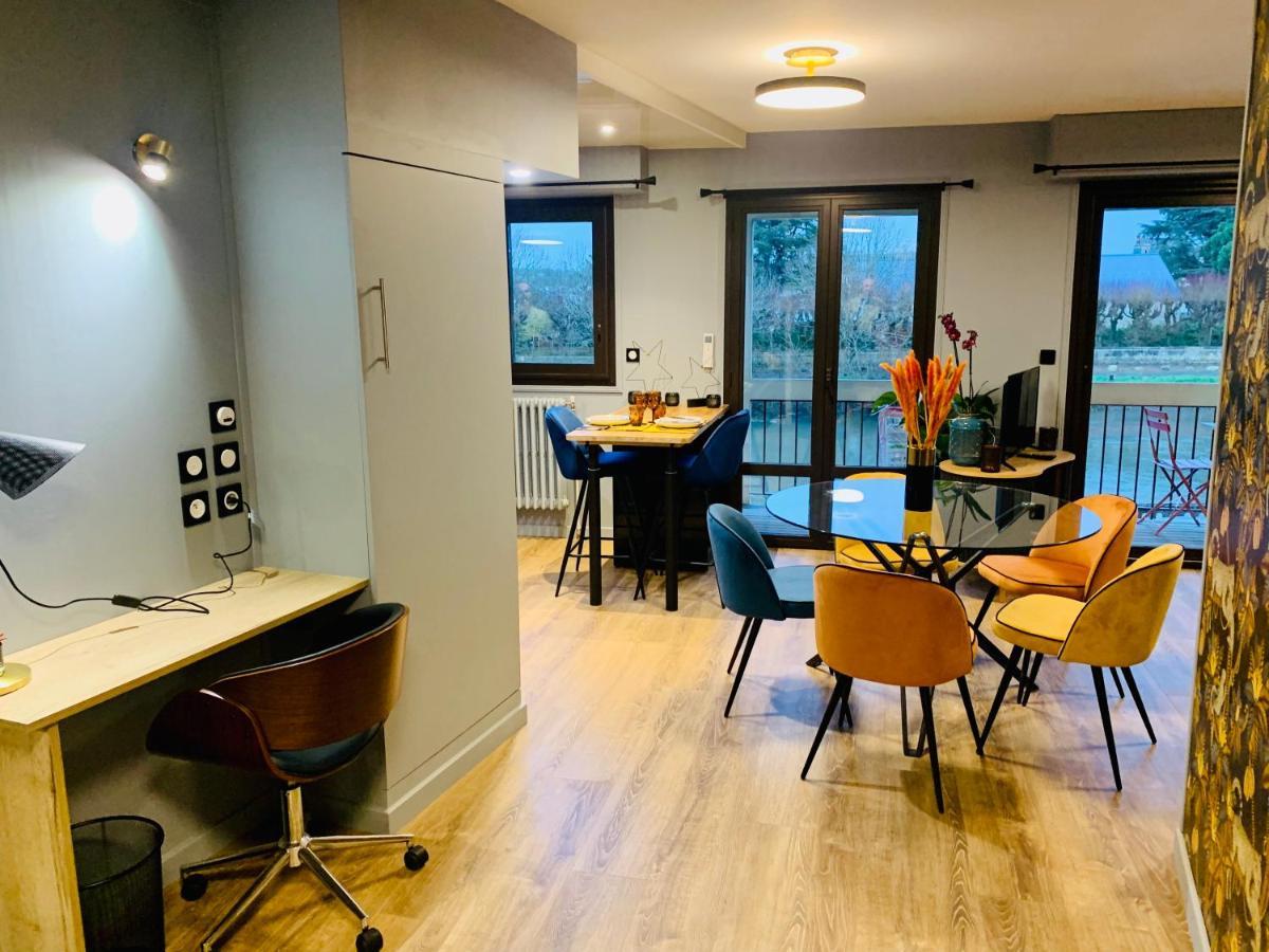 "Au Fil De La Charente" - Coeur De Saintes - Wifi Clim - Classe 4 Etoiles - 4 Pers Exterior photo